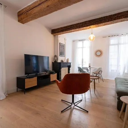 Le Cocon D'or Centre Appartamento *